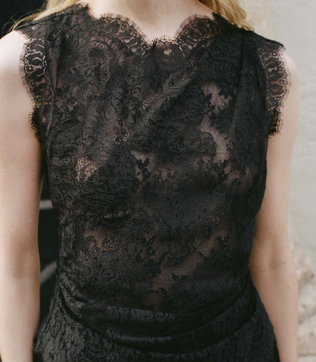 NAILAH TOP -- BLACK
